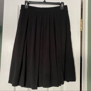 LuLaRoe Black Madison Pleated Skirt with Pockets